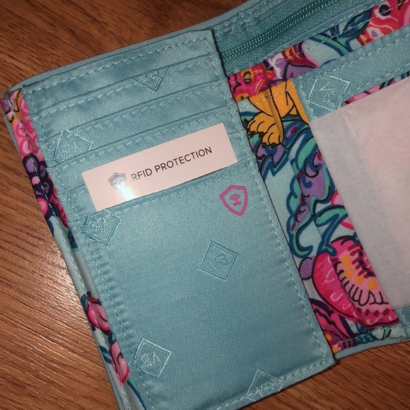 🌸💎🌸 💋Vera B x Disney Vibes💋 🌸💎🌸 Wallet - Picture 8 of 11